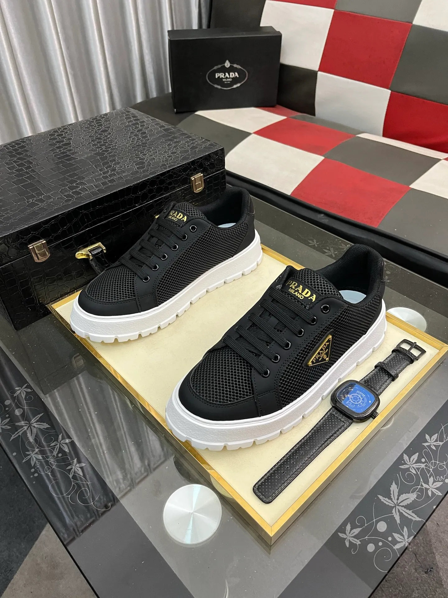 Men's Men's Shoes💰440⌚️⌚️《PRADA*》The latest and most popular casual shoes, top brand [seduce] luxury~purchasing agent, top~quality. [Strong] The upper is made of imported breathable special materials ➕ breathable feet (•) with fine workmanship. Original stylish and stylish soft rubber wear-resistant outsole, light and comfortable on the foot, size: 38-445️⃣colors available